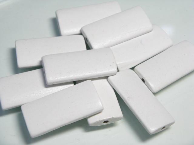 TOKO-BEADS BW010P-61 Wooden bead (10pcs) 19mm BW010P-61 フラットウッドビーズ（10個パック） 19mm Asian bead & African bead  Handmade,Lampeork,bead,asia,india,ethnic,parts,accessory,beads とんぼ玉,ビーズ,トンボ玉,アジア,インド,エスニック,手作り,パーツ,アクセサリー