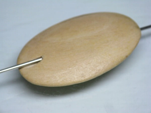 TOKO-BEADS BW909-39S Wooden bead(Waxed) 24mm BW909-39S フラットウッドビーズ（ワックス処理） 24mm Asian bead & African bead  Handmade,Lampeork,bead,asia,india,ethnic,parts,accessory,beads とんぼ玉,ビーズ,トンボ玉,アジア,インド,エスニック,手作り,パーツ,アクセサリー