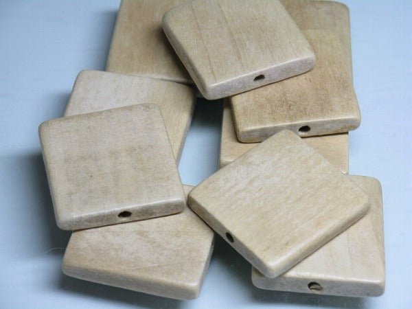TOKO-BEADS BW910P-69 Wooden bead (Waxed/10pcs) 28mm BW910P-69 フラットウッドビーズ（ワックス処理/10個パック） 28mm Asian bead & African bead  Handmade,Lampeork,bead,asia,india,ethnic,parts,accessory,beads とんぼ玉,ビーズ,トンボ玉,アジア,インド,エスニック,手作り,パーツ,アクセサリー