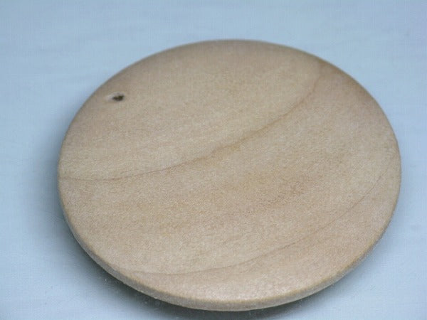 TOKO-BEADS BW910S-82 Wooden bead(Waxed) 40mm BW910S-82 フラットウッドチャーム（ワックス処理） 40mm Asian bead & African bead  Handmade,Lampeork,bead,asia,india,ethnic,parts,accessory,beads とんぼ玉,ビーズ,トンボ玉,アジア,インド,エスニック,手作り,パーツ,アクセサリー