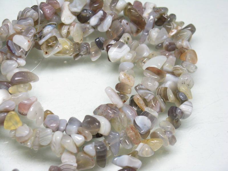 TOKO-BEADS BZ119N-06 Agate chips bead(Strand 54g) 6~10mm BZ119N-06 メノウチップビーズ(連/約54g) 6~10mm Asian bead & African bead  Handmade,Lampeork,bead,asia,india,ethnic,parts,accessory,beads とんぼ玉,ビーズ,トンボ玉,アジア,インド,エスニック,手作り,パーツ,アクセサリー