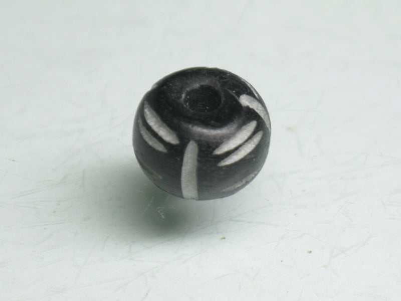 TOKO-BEADS CB027 Bone bead 10mm CB027 ボーンビーズ 10mm Asian bead & African bead  Handmade,Lampeork,bead,asia,india,ethnic,parts,accessory,beads とんぼ玉,ビーズ,トンボ玉,アジア,インド,エスニック,手作り,パーツ,アクセサリー