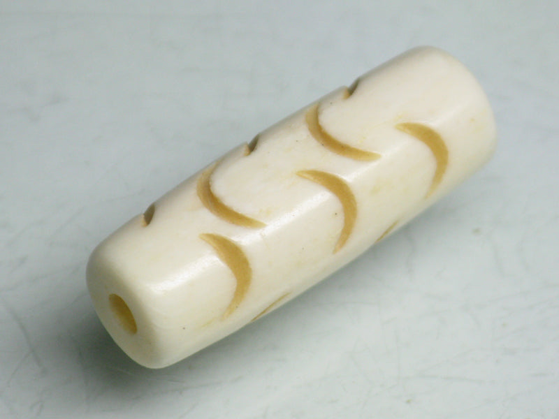 TOKO-BEADS CB033 Bone bead 8mm CB033 ボーンビーズ 8mm Asian bead & African bead  Handmade,Lampeork,bead,asia,india,ethnic,parts,accessory,beads とんぼ玉,ビーズ,トンボ玉,アジア,インド,エスニック,手作り,パーツ,アクセサリー