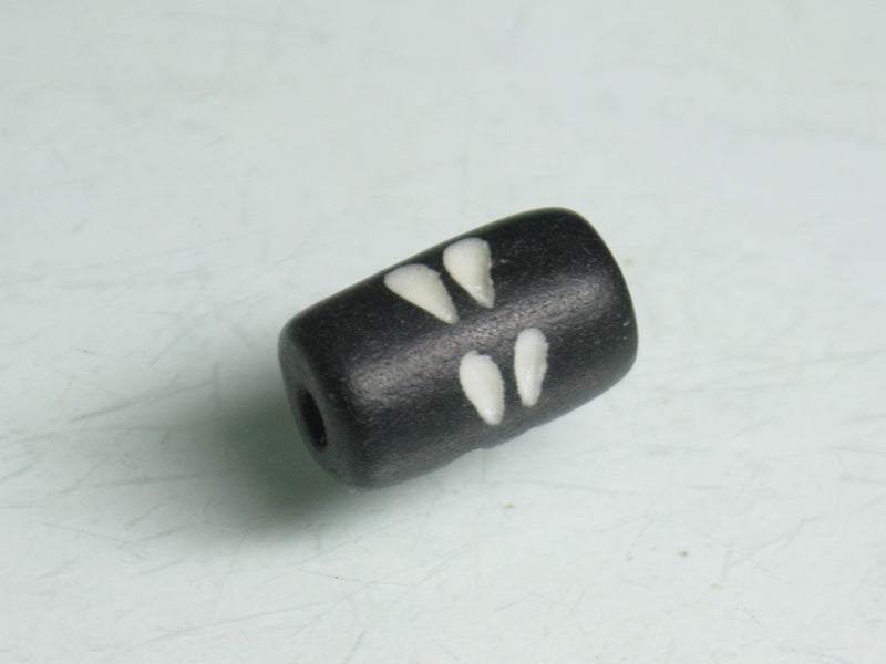 TOKO-BEADS CB041 Bone bead 6.5mm CB041 ボーンビーズ 6.5mm Asian bead & African bead  Handmade,Lampeork,bead,asia,india,ethnic,parts,accessory,beads とんぼ玉,ビーズ,トンボ玉,アジア,インド,エスニック,手作り,パーツ,アクセサリー
