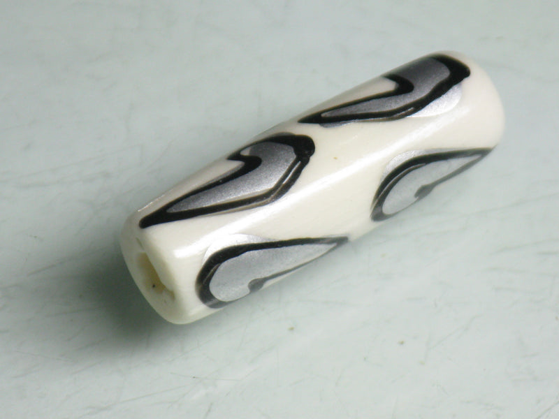 TOKO-BEADS CB052 Bone bead 7.5mm CB052 ボーンビーズ 7.5mm Asian bead & African bead  Handmade,Lampeork,bead,asia,india,ethnic,parts,accessory,beads とんぼ玉,ビーズ,トンボ玉,アジア,インド,エスニック,手作り,パーツ,アクセサリー