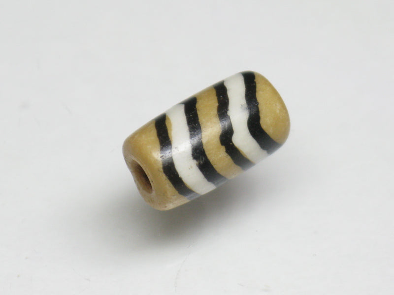 TOKO-BEADS CB065-01S Batik Bone bead 6mm CB065-01S バティックボーンビーズ 6mm Asian bead & African bead  Handmade,Lampeork,bead,asia,india,ethnic,parts,accessory,beads とんぼ玉,ビーズ,トンボ玉,アジア,インド,エスニック,手作り,パーツ,アクセサリー