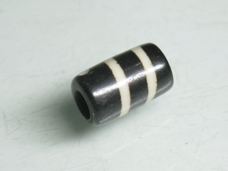 TOKO-BEADS CB065 Batik Bone bead 7mm CB065 ボーンビーズ 7mm Asian bead & African bead  Handmade,Lampeork,bead,asia,india,ethnic,parts,accessory,beads とんぼ玉,ビーズ,トンボ玉,アジア,インド,エスニック,手作り,パーツ,アクセサリー