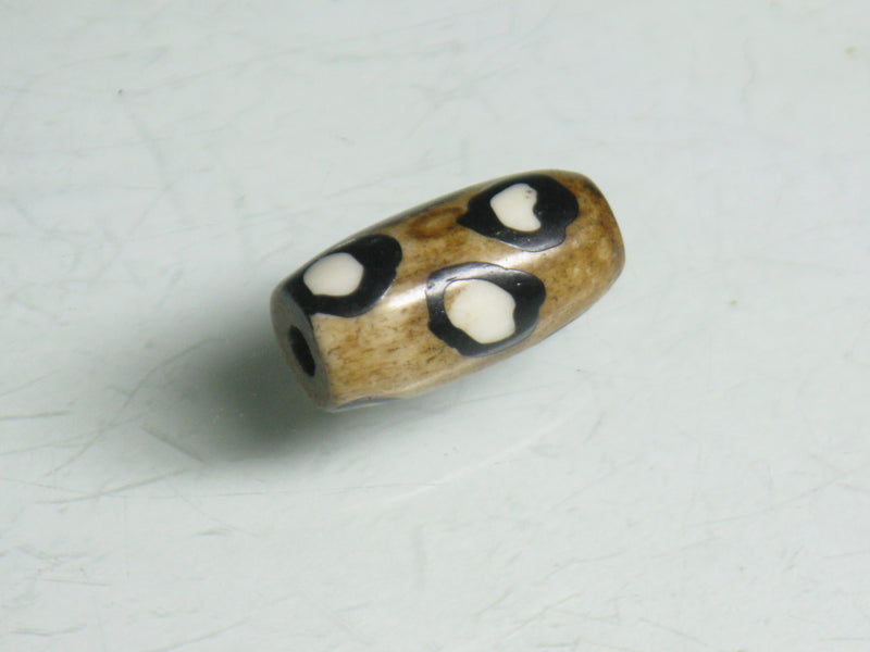 TOKO-BEADS CB072 Bone bead 7.5mm CB072 ボーンビーズ 7.5mm Asian bead & African bead  Handmade,Lampeork,bead,asia,india,ethnic,parts,accessory,beads とんぼ玉,ビーズ,トンボ玉,アジア,インド,エスニック,手作り,パーツ,アクセサリー