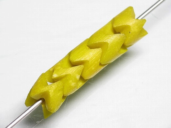 TOKO-BEADS CB105 Bone bead 7.5mm CB105 スネークビーズ（ボーン） 7.5mm Asian bead & African bead  Handmade,Lampeork,bead,asia,india,ethnic,parts,accessory,beads とんぼ玉,ビーズ,トンボ玉,アジア,インド,エスニック,手作り,パーツ,アクセサリー
