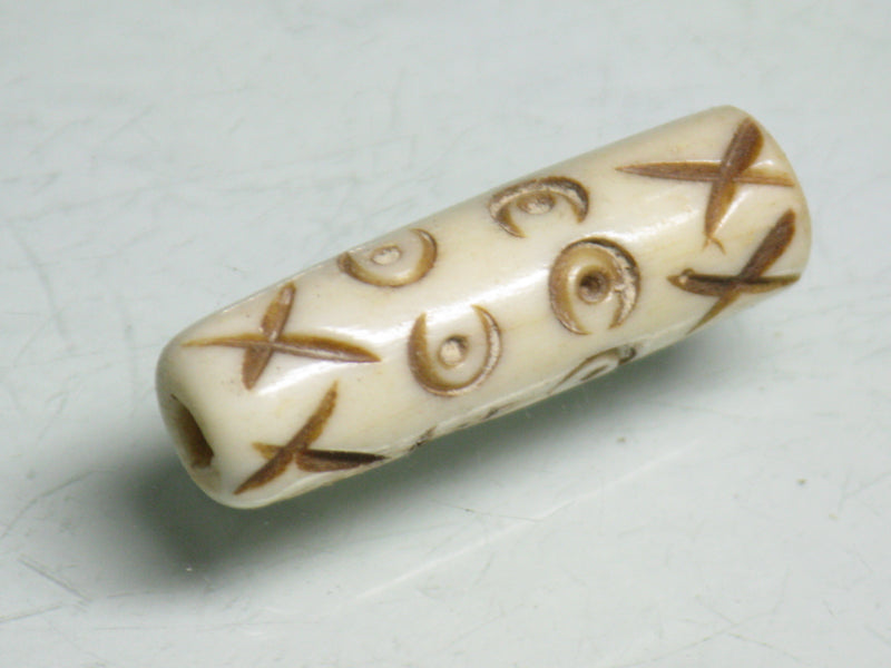 TOKO-BEADS CB132 Bone bead 8.5mm CB132 ボーンビーズ 8.5mm Asian bead & African bead  Handmade,Lampeork,bead,asia,india,ethnic,parts,accessory,beads とんぼ玉,ビーズ,トンボ玉,アジア,インド,エスニック,手作り,パーツ,アクセサリー