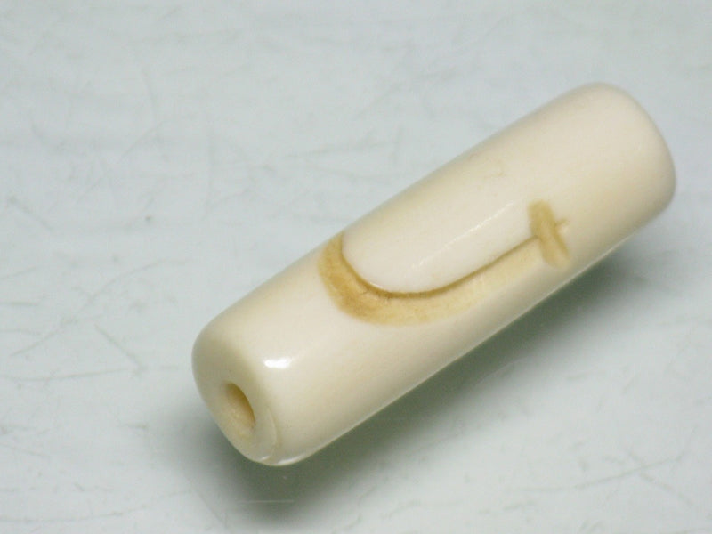 TOKO-BEADS CB134-10 Bone bead (Alphabet  J） 8~9mm CB134-10 ボーンビーズ（アルファベット J） 8~9mm Asian bead & African bead  Handmade,Lampeork,bead,asia,india,ethnic,parts,accessory,beads とんぼ玉,ビーズ,トンボ玉,アジア,インド,エスニック,手作り,パーツ,アクセサリー