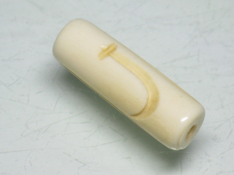 TOKO-BEADS CB134-10 Bone bead (Alphabet  J） 8~9mm CB134-10 ボーンビーズ（アルファベット J） 8~9mm Asian bead & African bead  Handmade,Lampeork,bead,asia,india,ethnic,parts,accessory,beads とんぼ玉,ビーズ,トンボ玉,アジア,インド,エスニック,手作り,パーツ,アクセサリー