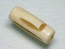 TOKO-BEADS CB134-12 Bone bead (Alphabet  L） 8~9mm CB134-12 ボーンビーズ（アルファベット L） 8~9mm Asian bead & African bead  Handmade,Lampeork,bead,asia,india,ethnic,parts,accessory,beads とんぼ玉,ビーズ,トンボ玉,アジア,インド,エスニック,手作り,パーツ,アクセサリー
