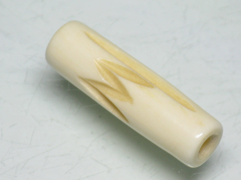 TOKO-BEADS CB134-13 Bone bead (Alphabet  M） 8~9mm CB134-13 ボーンビーズ（アルファベット M） 8~9mm Asian bead & African bead  Handmade,Lampeork,bead,asia,india,ethnic,parts,accessory,beads とんぼ玉,ビーズ,トンボ玉,アジア,インド,エスニック,手作り,パーツ,アクセサリー