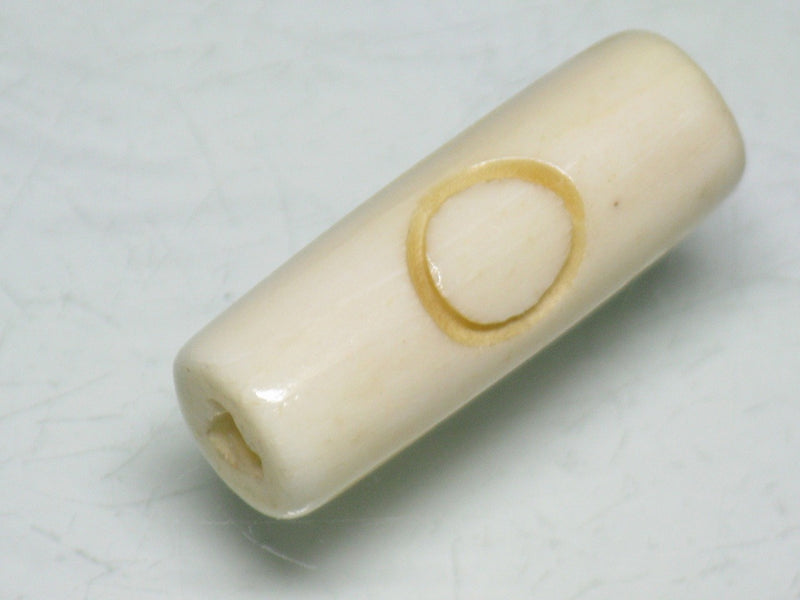 TOKO-BEADS CB134-15 Bone bead (Alphabet  O） 8~9mm CB134-15 ボーンビーズ（アルファベット O） 8~9mm Asian bead & African bead  Handmade,Lampeork,bead,asia,india,ethnic,parts,accessory,beads とんぼ玉,ビーズ,トンボ玉,アジア,インド,エスニック,手作り,パーツ,アクセサリー