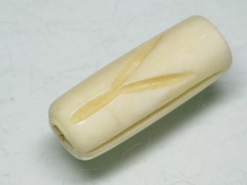 TOKO-BEADS CB134-25 Bone bead (Alphabet  Y） 8~9mm CB134-25 ボーンビーズ（アルファベット Y） 8~9mm Asian bead & African bead  Handmade,Lampeork,bead,asia,india,ethnic,parts,accessory,beads とんぼ玉,ビーズ,トンボ玉,アジア,インド,エスニック,手作り,パーツ,アクセサリー