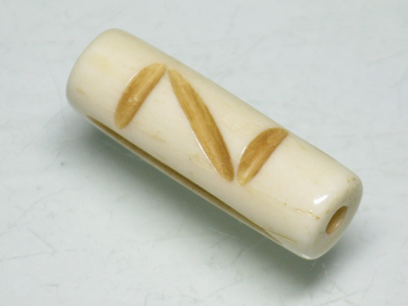 TOKO-BEADS CB134-26 Bone bead (Alphabet  Z） 8~9mm CB134-26 ボーンビーズ（アルファベット Z） 8~9mm Asian bead & African bead  Handmade,Lampeork,bead,asia,india,ethnic,parts,accessory,beads とんぼ玉,ビーズ,トンボ玉,アジア,インド,エスニック,手作り,パーツ,アクセサリー