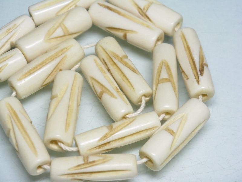 | TOKO-BEADS |CB134N-01 ボーンビーズ（アルファベット A)(連) 8~9mmとんぼ玉,ビーズ,トンボ玉,アジア,インド,エスニック,手作り,パーツ,アクセサリー