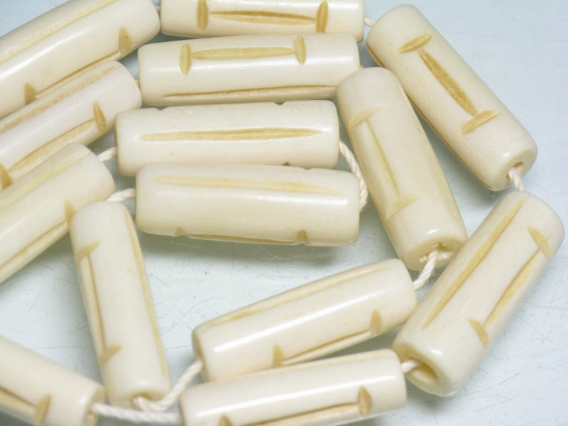 TOKO-BEADS CB134-09N Bone bead (Alphabet  I )(Strand) 8~9mm CB134-09N ボーンビーズ（アルファベット I )(連) 8~9mm Asian bead & African bead  Handmade,Lampeork,bead,asia,india,ethnic,parts,accessory,beads とんぼ玉,ビーズ,トンボ玉,アジア,インド,エスニック,手作り,パーツ,アクセサリー