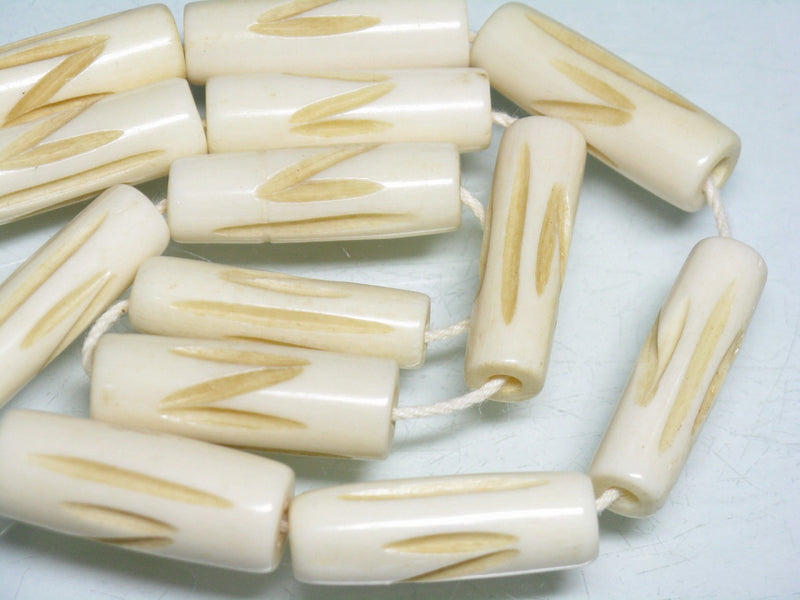 TOKO-BEADS CB134-14N Bone bead (Alphabet  N)(Strand) 8~9mm CB134-14N ボーンビーズ（アルファベット N)(連) 8~9mm Asian bead & African bead  Handmade,Lampeork,bead,asia,india,ethnic,parts,accessory,beads とんぼ玉,ビーズ,トンボ玉,アジア,インド,エスニック,手作り,パーツ,アクセサリー