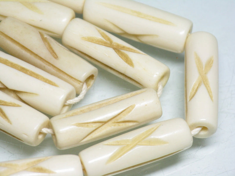 TOKO-BEADS CB134-24N Bone bead (Alphabet  X)(Strand) 8~9mm CB134-24N ボーンビーズ（アルファベット X)(連) 8~9mm Asian bead & African bead  Handmade,Lampeork,bead,asia,india,ethnic,parts,accessory,beads とんぼ玉,ビーズ,トンボ玉,アジア,インド,エスニック,手作り,パーツ,アクセサリー