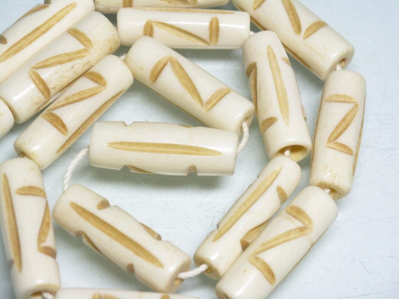 TOKO-BEADS CB134-26N Bone bead (Alphabet  Z)(Strand) 8~9mm CB134-26N ボーンビーズ（アルファベット Z)(連) 8~9mm Asian bead & African bead  Handmade,Lampeork,bead,asia,india,ethnic,parts,accessory,beads とんぼ玉,ビーズ,トンボ玉,アジア,インド,エスニック,手作り,パーツ,アクセサリー