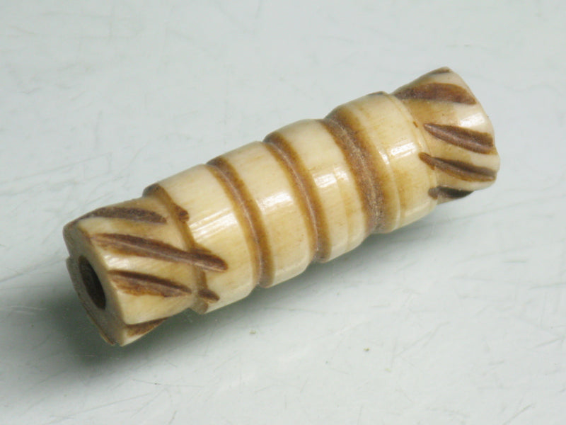 TOKO-BEADS CB137 Bone bead 8.5mm CB137 ボーンビーズ 8.5mm Asian bead & African bead  Handmade,Lampeork,bead,asia,india,ethnic,parts,accessory,beads とんぼ玉,ビーズ,トンボ玉,アジア,インド,エスニック,手作り,パーツ,アクセサリー
