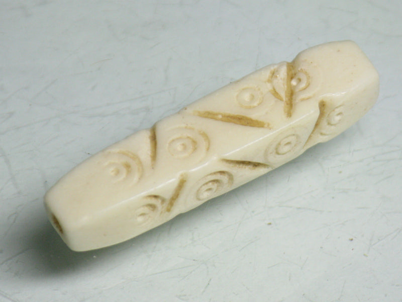 TOKO-BEADS CB144 Bone bead 7mm CB144 ボーンビーズ 7mm Asian bead & African bead  Handmade,Lampeork,bead,asia,india,ethnic,parts,accessory,beads とんぼ玉,ビーズ,トンボ玉,アジア,インド,エスニック,手作り,パーツ,アクセサリー