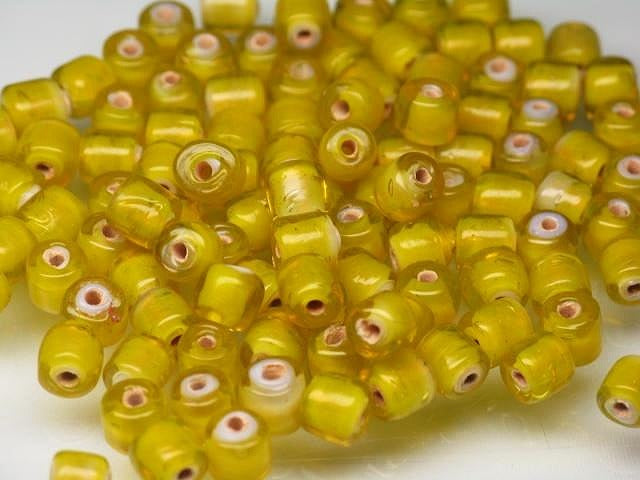 | TOKO-BEADS |CG916P-01 ホワイトハートビーズ（30g） 5~6mmとんぼ玉,ビーズ,トンボ玉,アジア,インド,エスニック,手作り,パーツ,アクセサリー