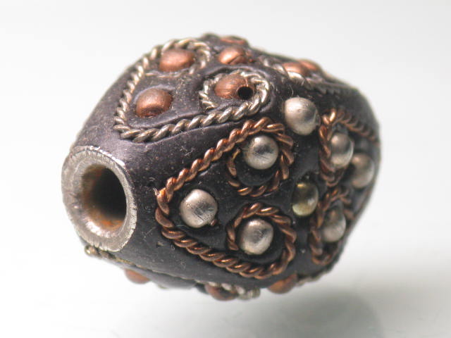 | TOKO-BEADS |CL201-65 ラダックビーズ 15.5mmとんぼ玉,ビーズ,トンボ玉,アジア,インド,エスニック,手作り,パーツ,アクセサリー