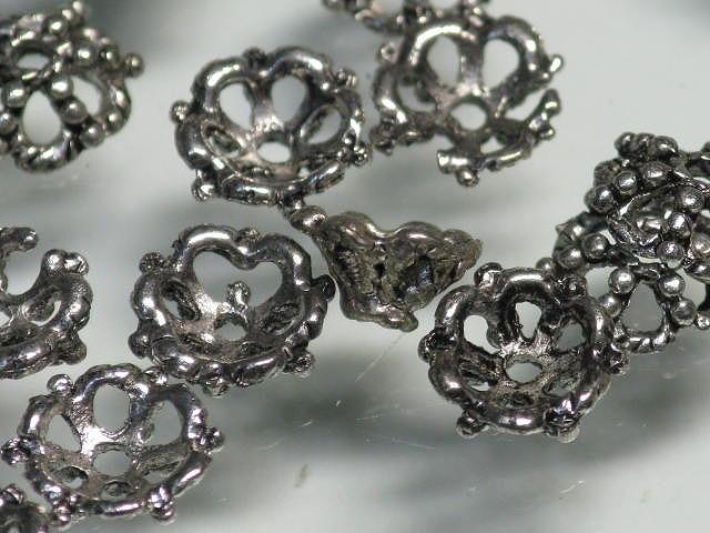TOKO-BEADS CM031P Metal bead (50pcs) 6.5mm (cannot be restocked) CM031P メタルキャップ（50個パック） 6.5mm 在庫限り Asian bead & African bead  Handmade,Lampeork,bead,asia,india,ethnic,parts,accessory,beads とんぼ玉,ビーズ,トンボ玉,アジア,インド,エスニック,手作り,パーツ,アクセサリー