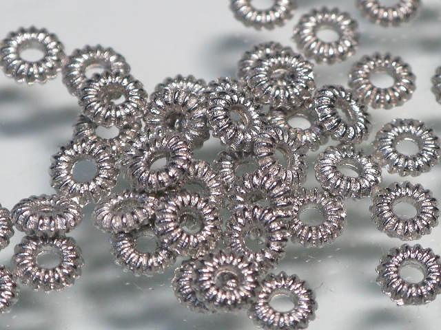 | TOKO-BEADS |CM106P メタルビーズ（50個パック） 4.5mm 在庫限りとんぼ玉,ビーズ,トンボ玉,アジア,インド,エスニック,手作り,パーツ,アクセサリー