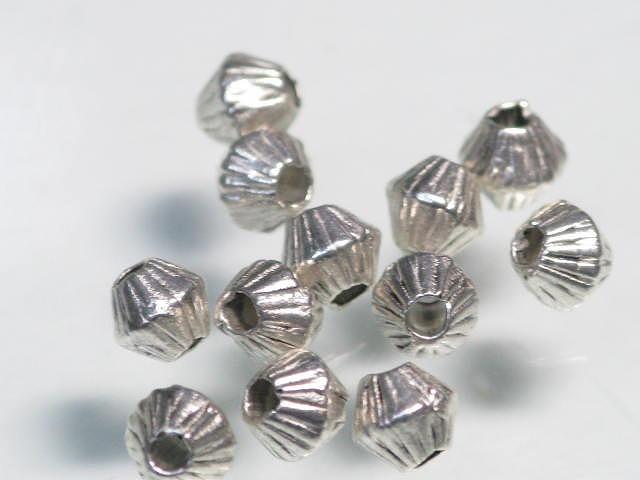 TOKO-BEADS CM163P Metal bead (50pcs) 4mm CM163P メタルビーズ（50個パック） 4mm Asian bead & African bead  Handmade,Lampeork,bead,asia,india,ethnic,parts,accessory,beads とんぼ玉,ビーズ,トンボ玉,アジア,インド,エスニック,手作り,パーツ,アクセサリー