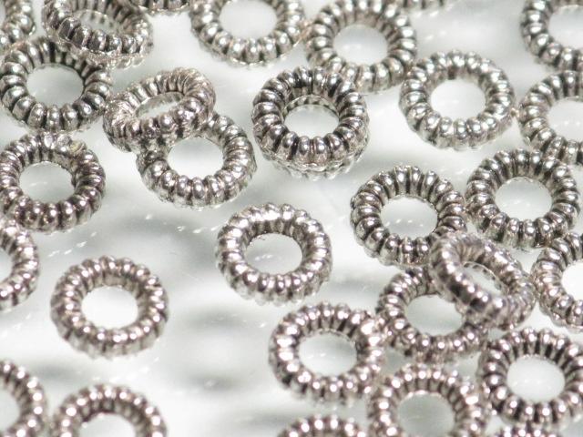 TOKO-BEADS CM178-01P Metal bead (50pcs) 5mm CM178-01P メタルビーズ（50個パック） 5mm Asian bead & African bead  Handmade,Lampeork,bead,asia,india,ethnic,parts,accessory,beads とんぼ玉,ビーズ,トンボ玉,アジア,インド,エスニック,手作り,パーツ,アクセサリー