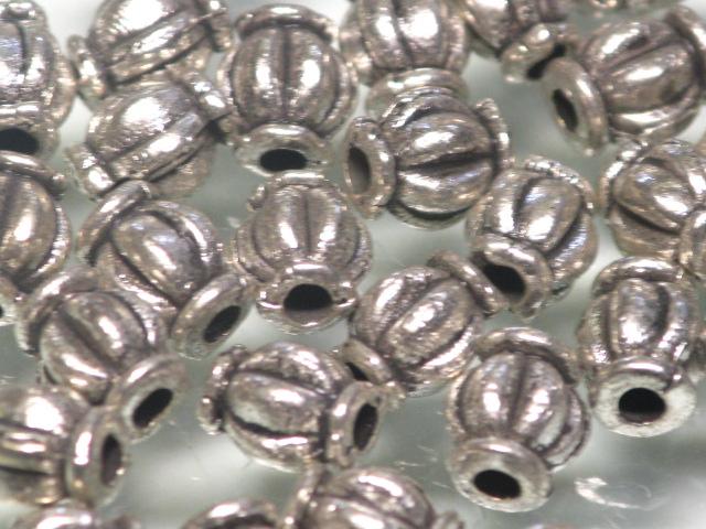 TOKO-BEADS CM221-39P Metal bead (50pcs) 4mm CM221-39P メタルビーズ（50個パック） 4mm Asian bead & African bead  Handmade,Lampeork,bead,asia,india,ethnic,parts,accessory,beads とんぼ玉,ビーズ,トンボ玉,アジア,インド,エスニック,手作り,パーツ,アクセサリー