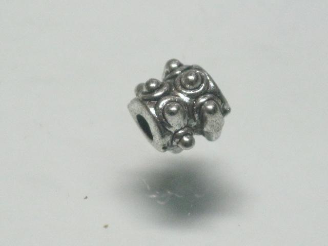 TOKO-BEADS CM221-61S Metal bead 6mm CM221-61S メタルビーズ 6mm Asian bead & African bead  Handmade,Lampeork,bead,asia,india,ethnic,parts,accessory,beads とんぼ玉,ビーズ,トンボ玉,アジア,インド,エスニック,手作り,パーツ,アクセサリー