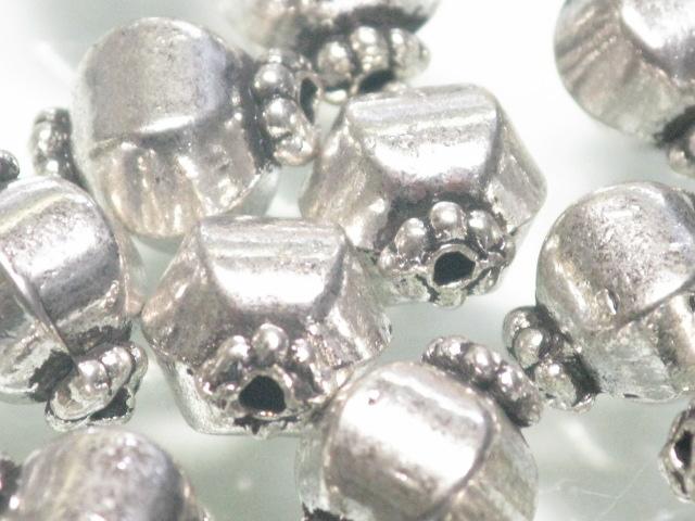 TOKO-BEADS CM222-45P Metal bead (50pcs) 8.6mm CM222-45P メタルビーズ（50個パック） 8.6mm Asian bead & African bead  Handmade,Lampeork,bead,asia,india,ethnic,parts,accessory,beads とんぼ玉,ビーズ,トンボ玉,アジア,インド,エスニック,手作り,パーツ,アクセサリー