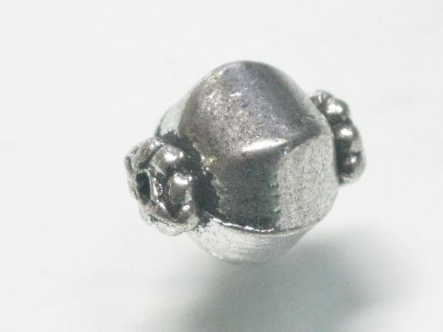 TOKO-BEADS CM222-45S Metal bead 8.6mm CM222-45S メタルビーズ 8.6mm Asian bead & African bead  Handmade,Lampeork,bead,asia,india,ethnic,parts,accessory,beads とんぼ玉,ビーズ,トンボ玉,アジア,インド,エスニック,手作り,パーツ,アクセサリー