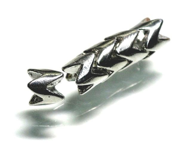 TOKO-BEADS CM224-59P Snake bead (50pcs) 7.5mm CM224-59P スネークビーズ（メタル50個パック） 7.5mm Asian bead & African bead  Handmade,Lampeork,bead,asia,india,ethnic,parts,accessory,beads とんぼ玉,ビーズ,トンボ玉,アジア,インド,エスニック,手作り,パーツ,アクセサリー