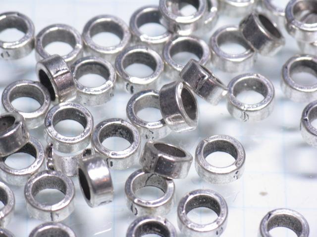 TOKO-BEADS CM225-23P Metal bead (50pcs) 5.7mm CM225-23P メタルビーズ（50個パック） 5.7mm Asian bead & African bead  Handmade,Lampeork,bead,asia,india,ethnic,parts,accessory,beads とんぼ玉,ビーズ,トンボ玉,アジア,インド,エスニック,手作り,パーツ,アクセサリー