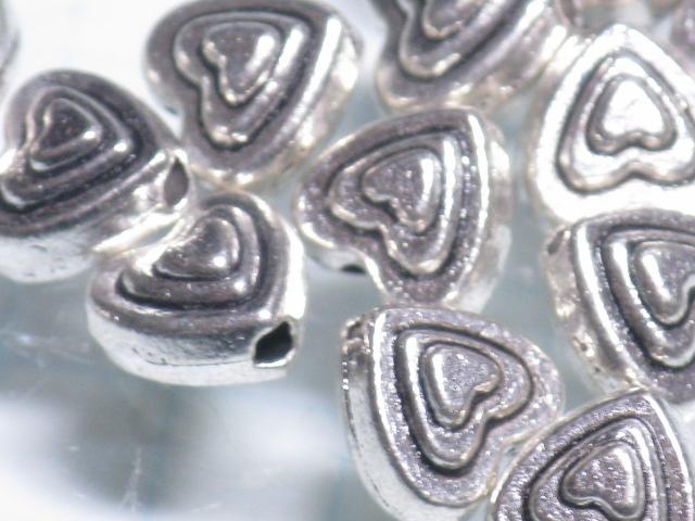 TOKO-BEADS CM225-35P Metal bead (50pcs) 5.5mm CM225-35P メタルビーズ（50個パック） 5.5mm Asian bead & African bead  Handmade,Lampeork,bead,asia,india,ethnic,parts,accessory,beads とんぼ玉,ビーズ,トンボ玉,アジア,インド,エスニック,手作り,パーツ,アクセサリー