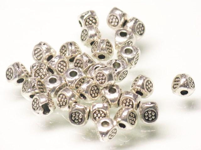 TOKO-BEADS CM225-46P Metal bead (50pcs) 5mm CM225-46P メタルビーズ（50個パック） 5mm Asian bead & African bead  Handmade,Lampeork,bead,asia,india,ethnic,parts,accessory,beads とんぼ玉,ビーズ,トンボ玉,アジア,インド,エスニック,手作り,パーツ,アクセサリー