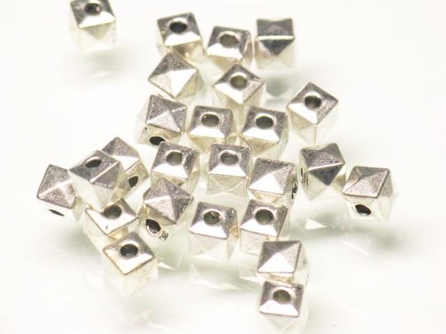 TOKO-BEADS CM225-47P Metal bead (50pcs) 5mm CM225-47P メタルビーズ（50個パック） 5mm Asian bead & African bead  Handmade,Lampeork,bead,asia,india,ethnic,parts,accessory,beads とんぼ玉,ビーズ,トンボ玉,アジア,インド,エスニック,手作り,パーツ,アクセサリー