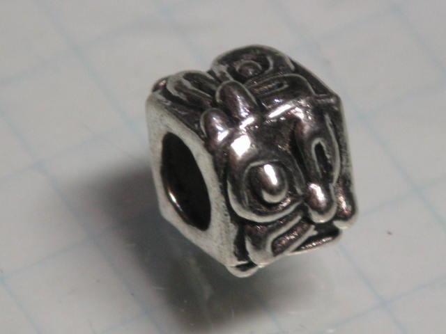 TOKO-BEADS CM225-16S Metal bead 9.5mm CM225-16S メタルビーズ 9.5mm Asian bead & African bead  Handmade,Lampeork,bead,asia,india,ethnic,parts,accessory,beads とんぼ玉,ビーズ,トンボ玉,アジア,インド,エスニック,手作り,パーツ,アクセサリー