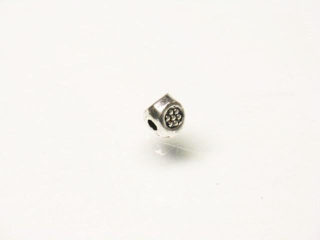 TOKO-BEADS CM225-46S Metal bead 5mm CM225-46S メタルビーズ 5mm Asian bead & African bead  Handmade,Lampeork,bead,asia,india,ethnic,parts,accessory,beads とんぼ玉,ビーズ,トンボ玉,アジア,インド,エスニック,手作り,パーツ,アクセサリー