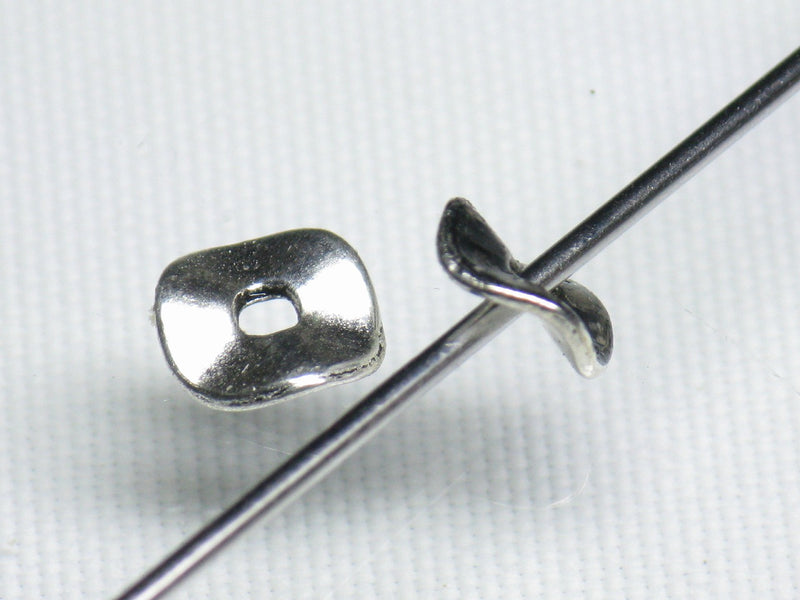 TOKO-BEADS CM225-52S Metal bead 6.5mm CM225-52S メタルビーズ 6.5mm Asian bead & African bead  Handmade,Lampeork,bead,asia,india,ethnic,parts,accessory,beads とんぼ玉,ビーズ,トンボ玉,アジア,インド,エスニック,手作り,パーツ,アクセサリー