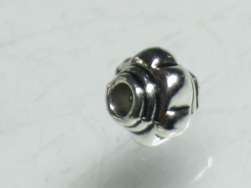 TOKO-BEADS CM226-42S Metal bead 4mm CM226-42S メタルビーズ 4mm Asian bead & African bead  Handmade,Lampeork,bead,asia,india,ethnic,parts,accessory,beads とんぼ玉,ビーズ,トンボ玉,アジア,インド,エスニック,手作り,パーツ,アクセサリー