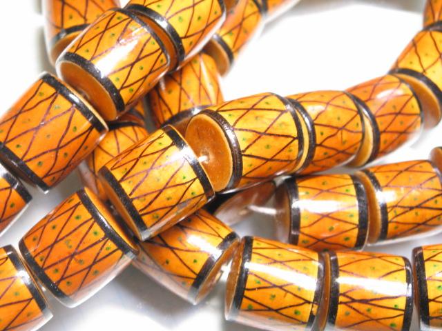 TOKO-BEADS CW038P Wooden bead (10pcs) 20mm CW038P ウッドビーズ（10個パック） 20mm Asian bead & African bead  Handmade,Lampeork,bead,asia,india,ethnic,parts,accessory,beads とんぼ玉,ビーズ,トンボ玉,アジア,インド,エスニック,手作り,パーツ,アクセサリー
