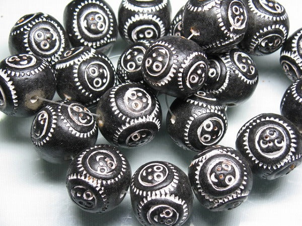 TOKO-BEADS CZ026-01N Clay bead(strand)  22mm CZ026-01N インドクレイビーズ（連） 22mm Asian bead & African bead  Handmade,Lampeork,bead,asia,india,ethnic,parts,accessory,beads とんぼ玉,ビーズ,トンボ玉,アジア,インド,エスニック,手作り,パーツ,アクセサリー