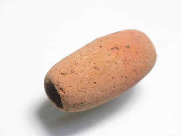 TOKO-BEADS CZ221-43 Antique Clay bead 16mm CZ221-43 アンティーククレイビーズ 16mm Asian bead & African bead  Handmade,Lampeork,bead,asia,india,ethnic,parts,accessory,beads とんぼ玉,ビーズ,トンボ玉,アジア,インド,エスニック,手作り,パーツ,アクセサリー